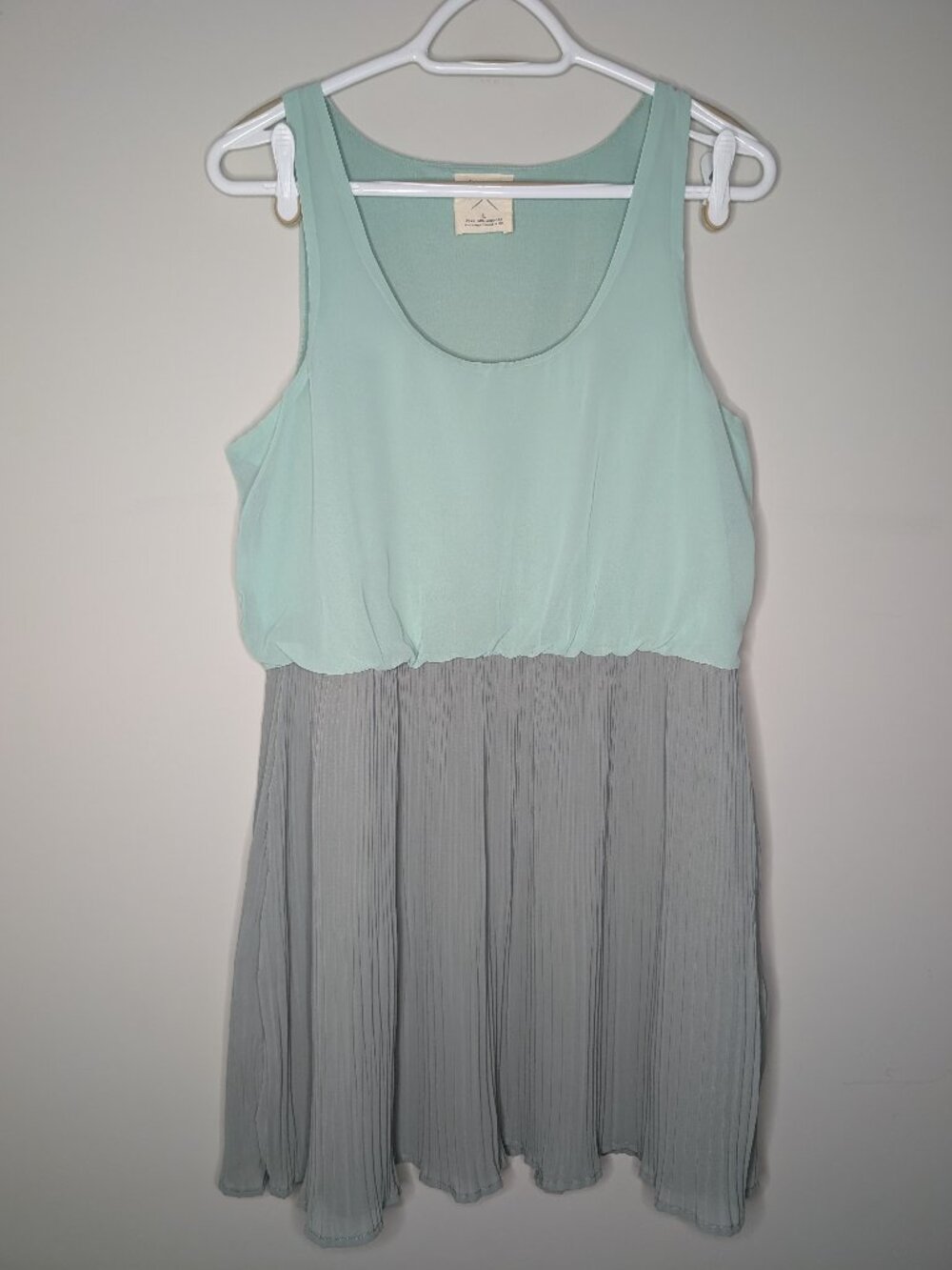 Pins & Needles UO Mint Green Gray Chiffon Blouson A-line Pleated Dress Size L